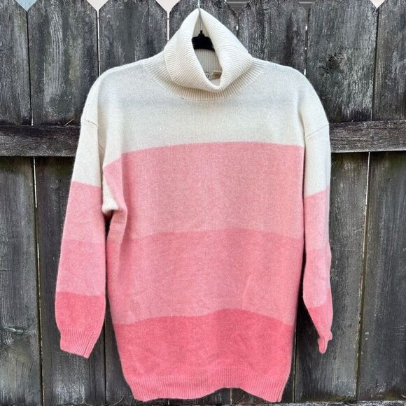 Vintage Woods & Gray Lambswool Angora Turtleneck Sweater Medium - Picture 1 of 4